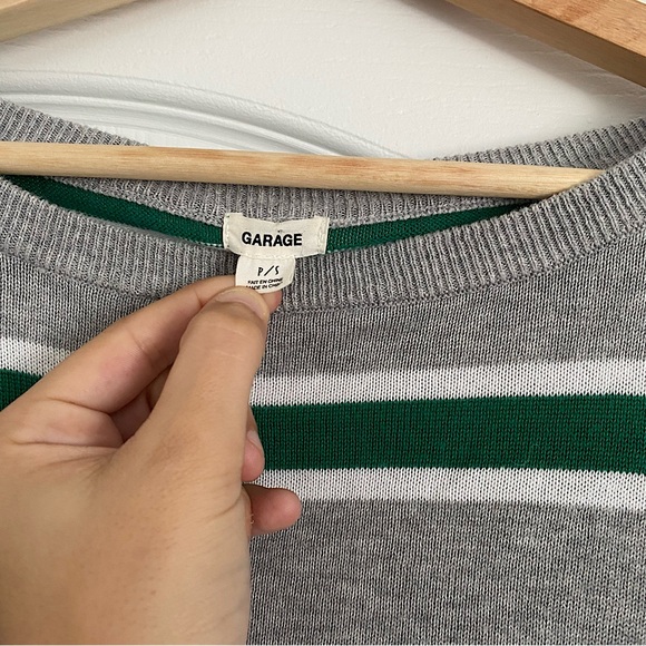 GARAGE | Grey striped crewneck sweater - Picture 3 of 7